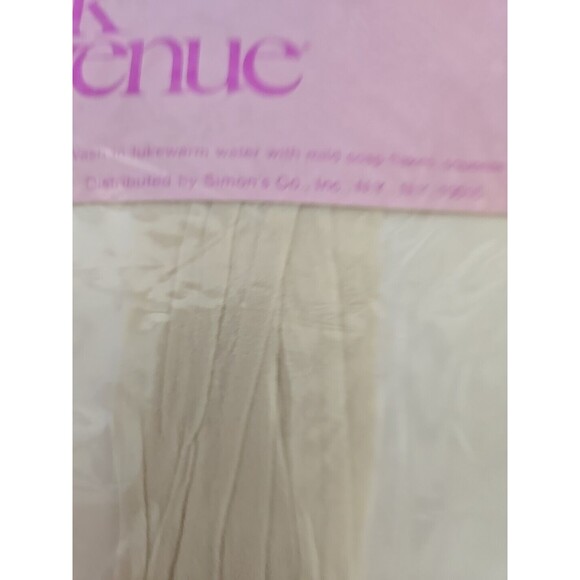 VINTAGE PARK AVENUE SHEER To Waist Pantyhose Size Medium #802 Off White - Picture 3 of 5
